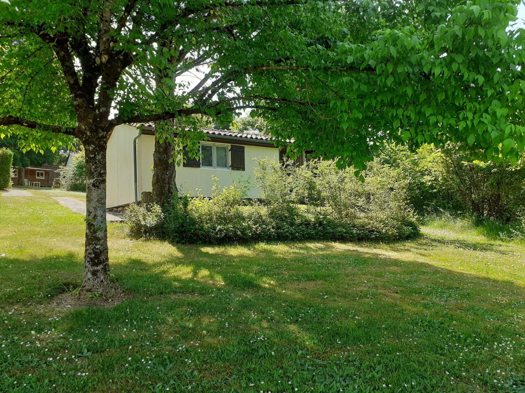 Camping Domaine Papillon Reyrevignes  Екстер'єр фото